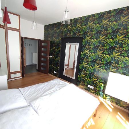 Apartament Przy Galerii Forum Gliwice Witkiewicza Esterno foto