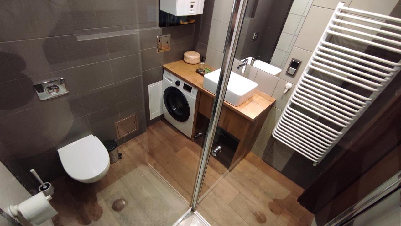 Apartament Przy Galerii Forum Gliwice Witkiewicza Esterno foto