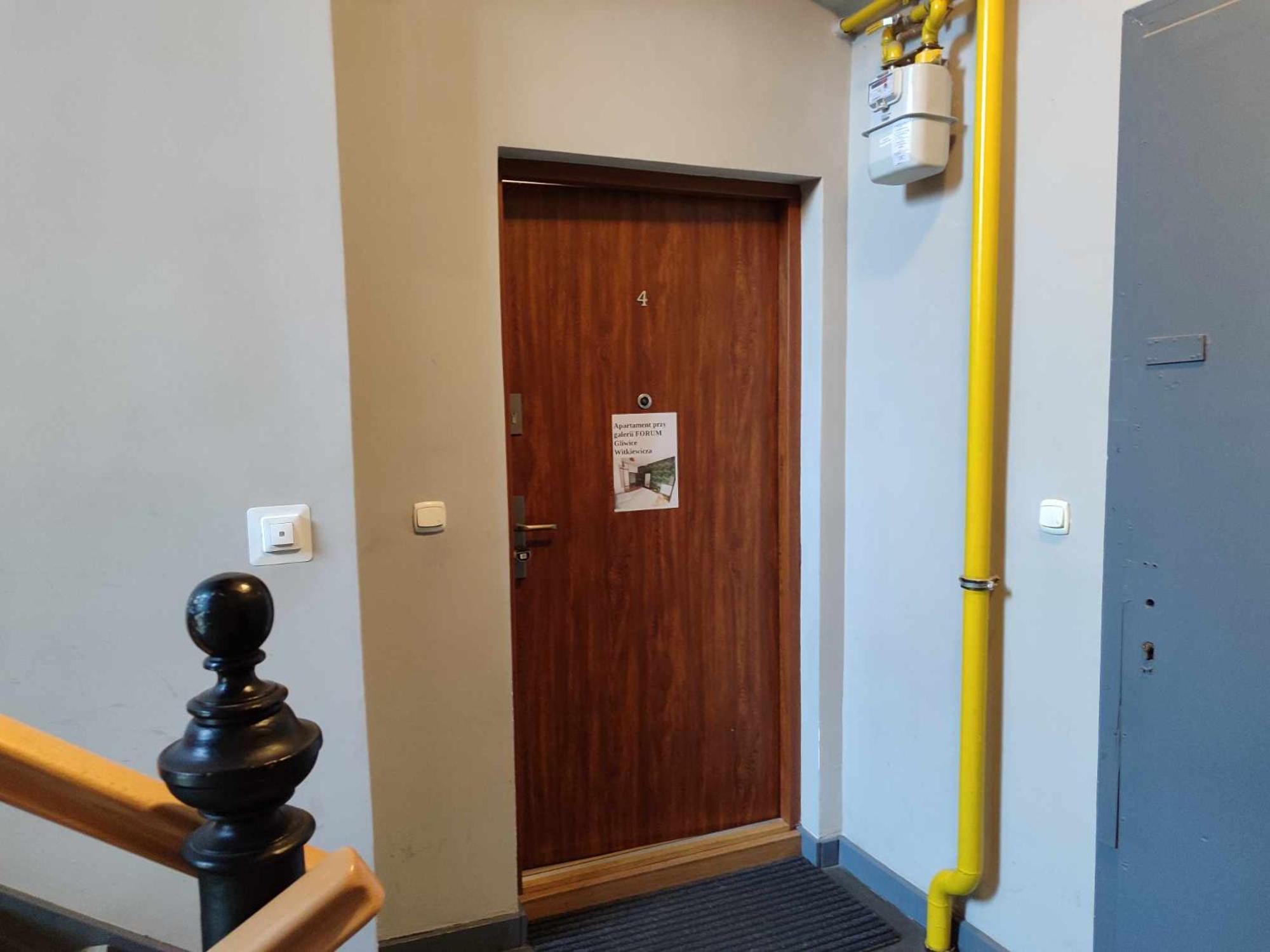 Apartament Przy Galerii Forum Gliwice Witkiewicza Esterno foto